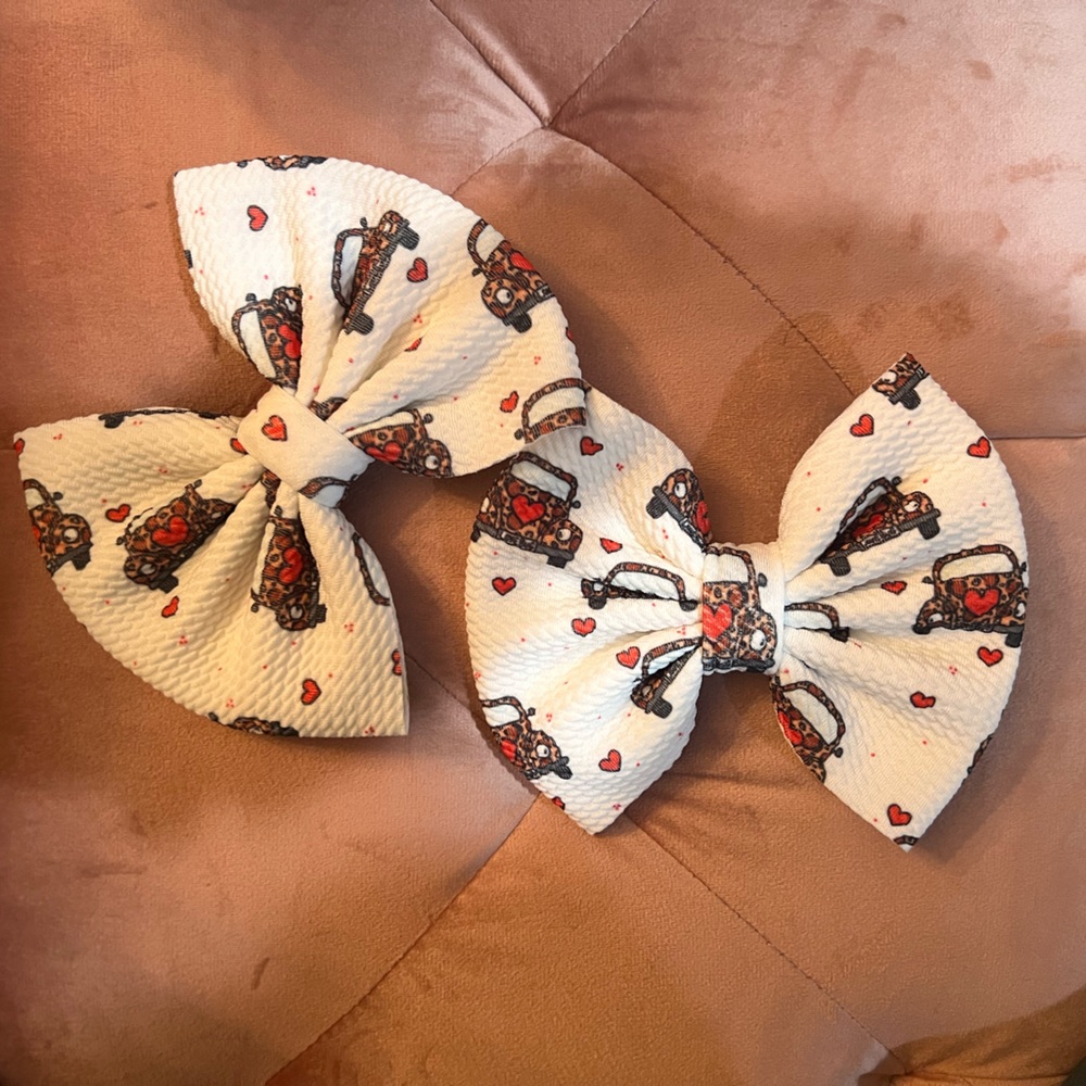 ❤️Love Bug❤️ Hair-how Set